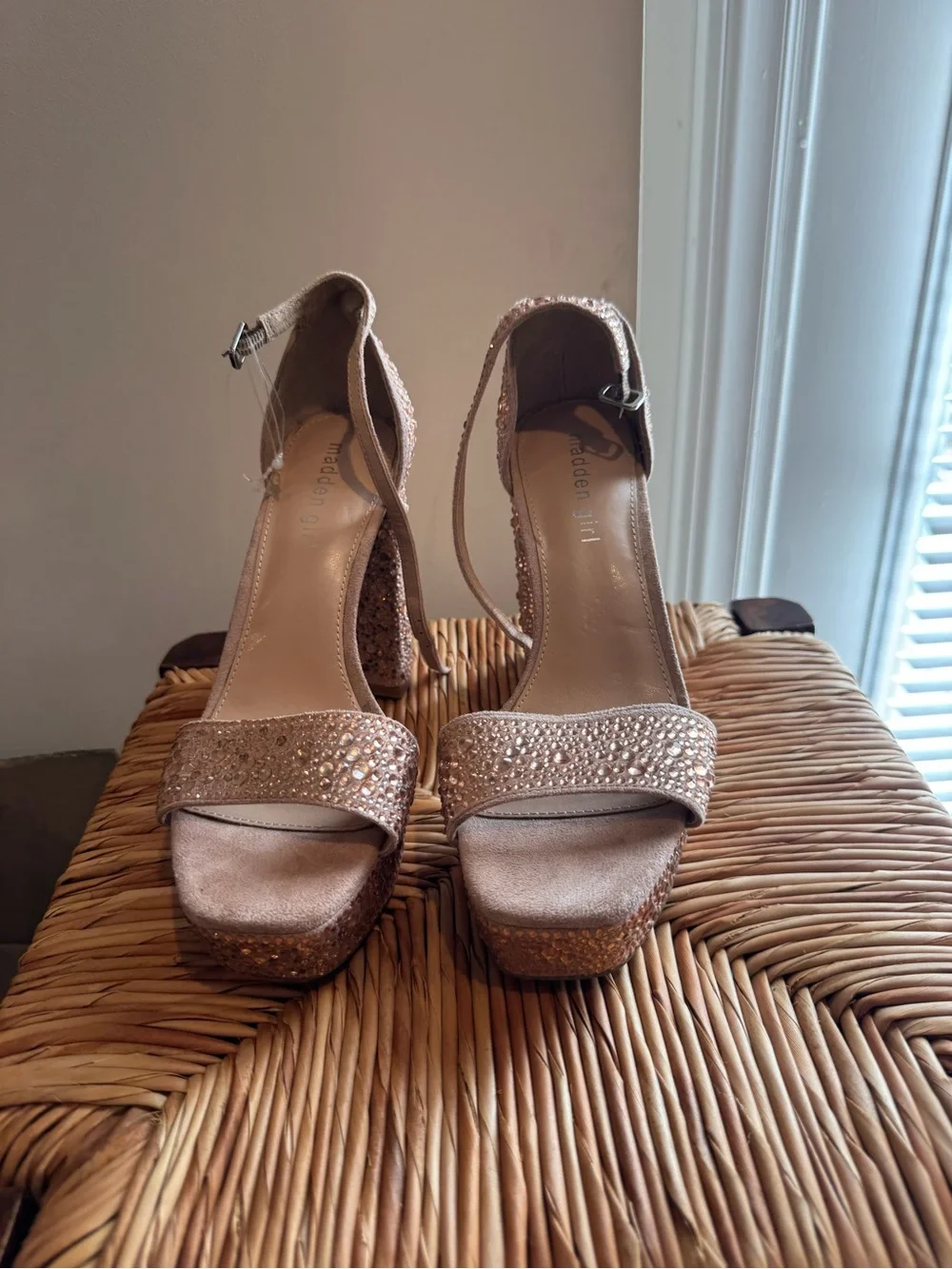 Madden Girl Rose Gold Crystal Platform Block Heels size 8